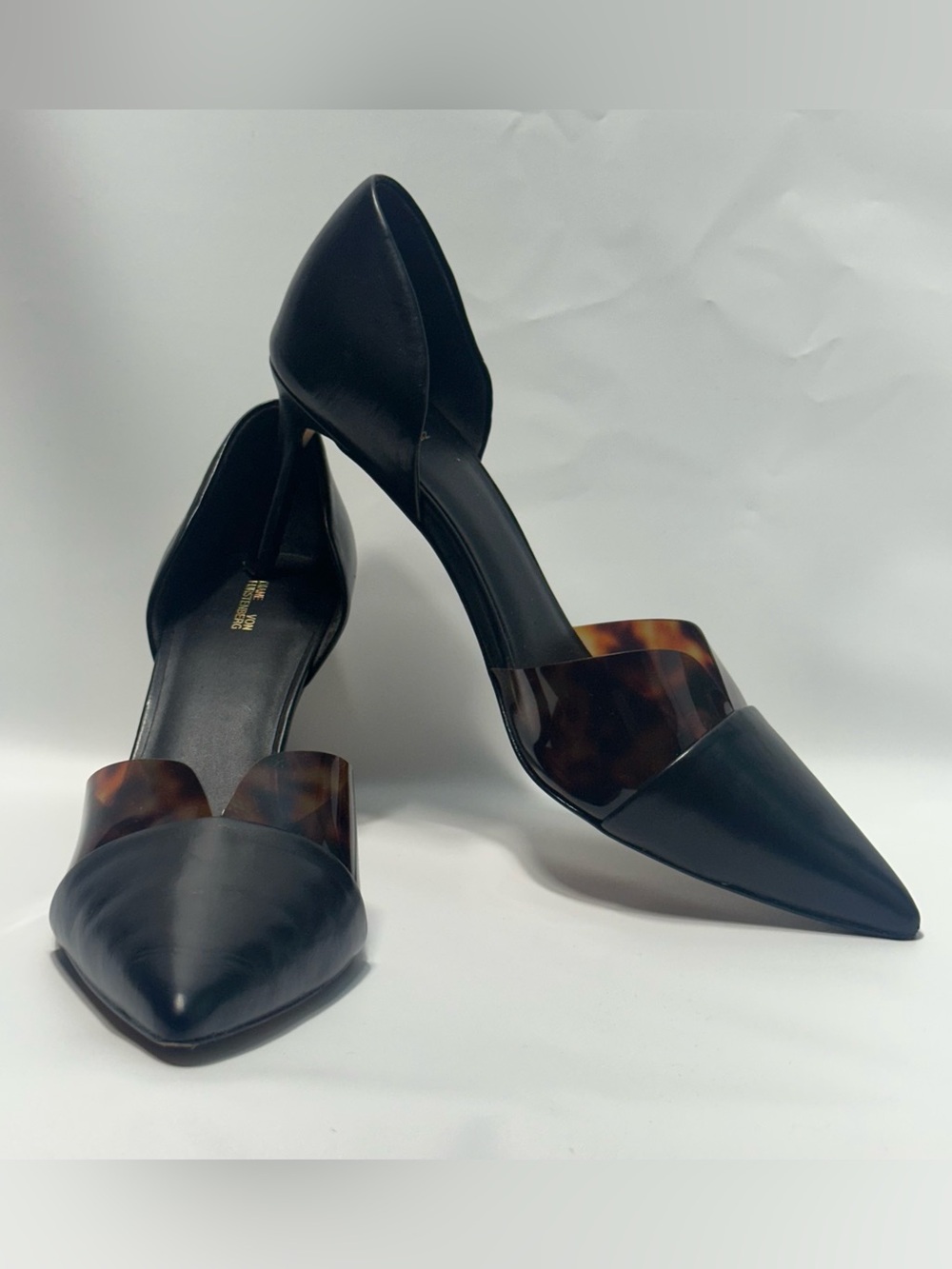 Diane von Furstenberg Black Leather Love Notched  D'Orsay Pumps TortoiseshellPVC